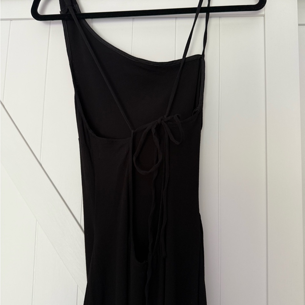 Reformation Elegant Black One Shoulder Dress - Picture 3 of 5